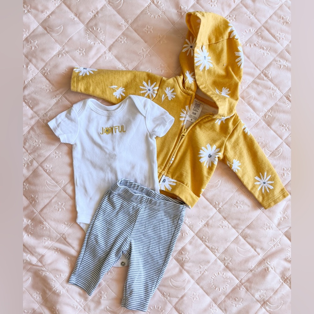 JOYFUL Outfit Set